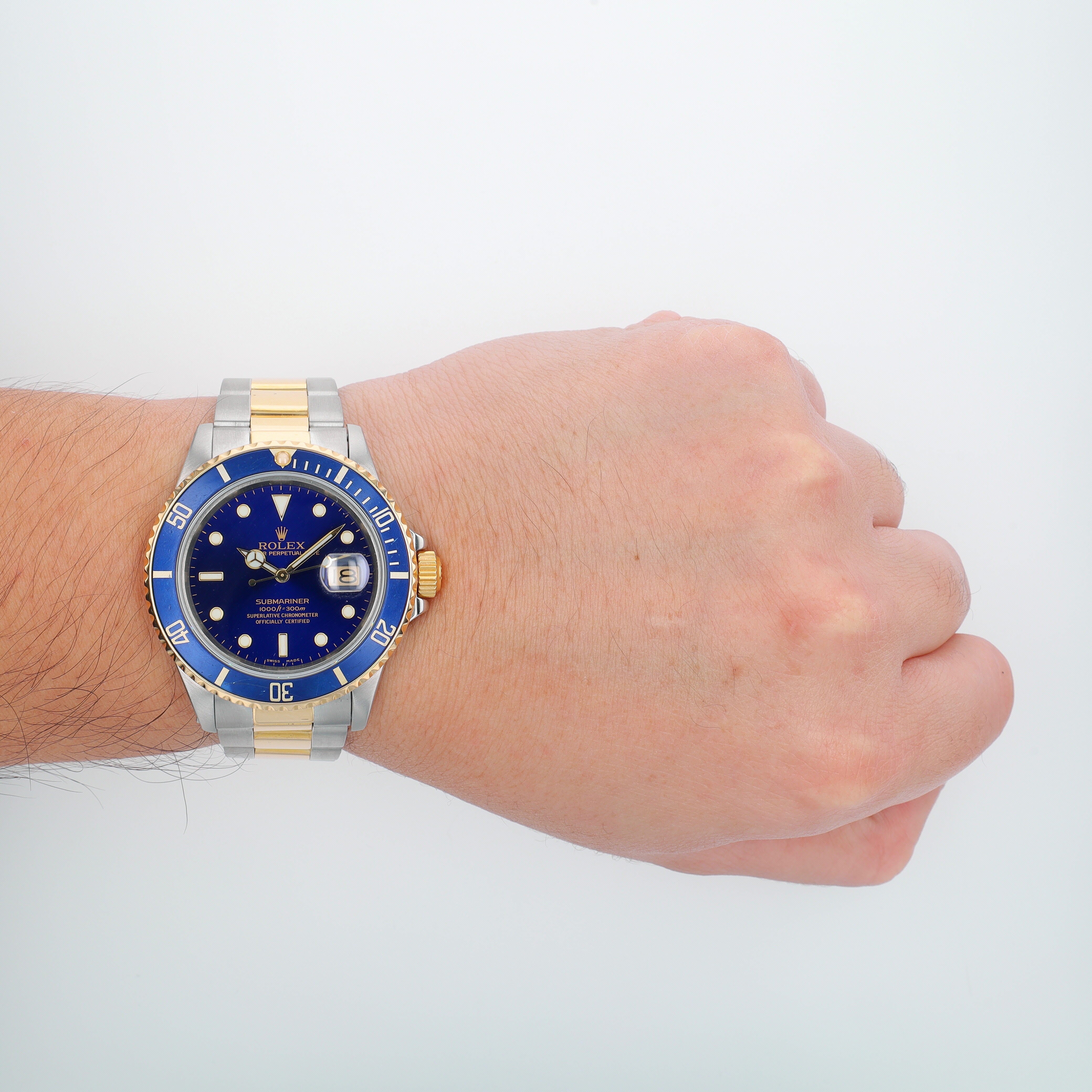 Rolex Submariner 16803 w/ Box & Paper YR:1987